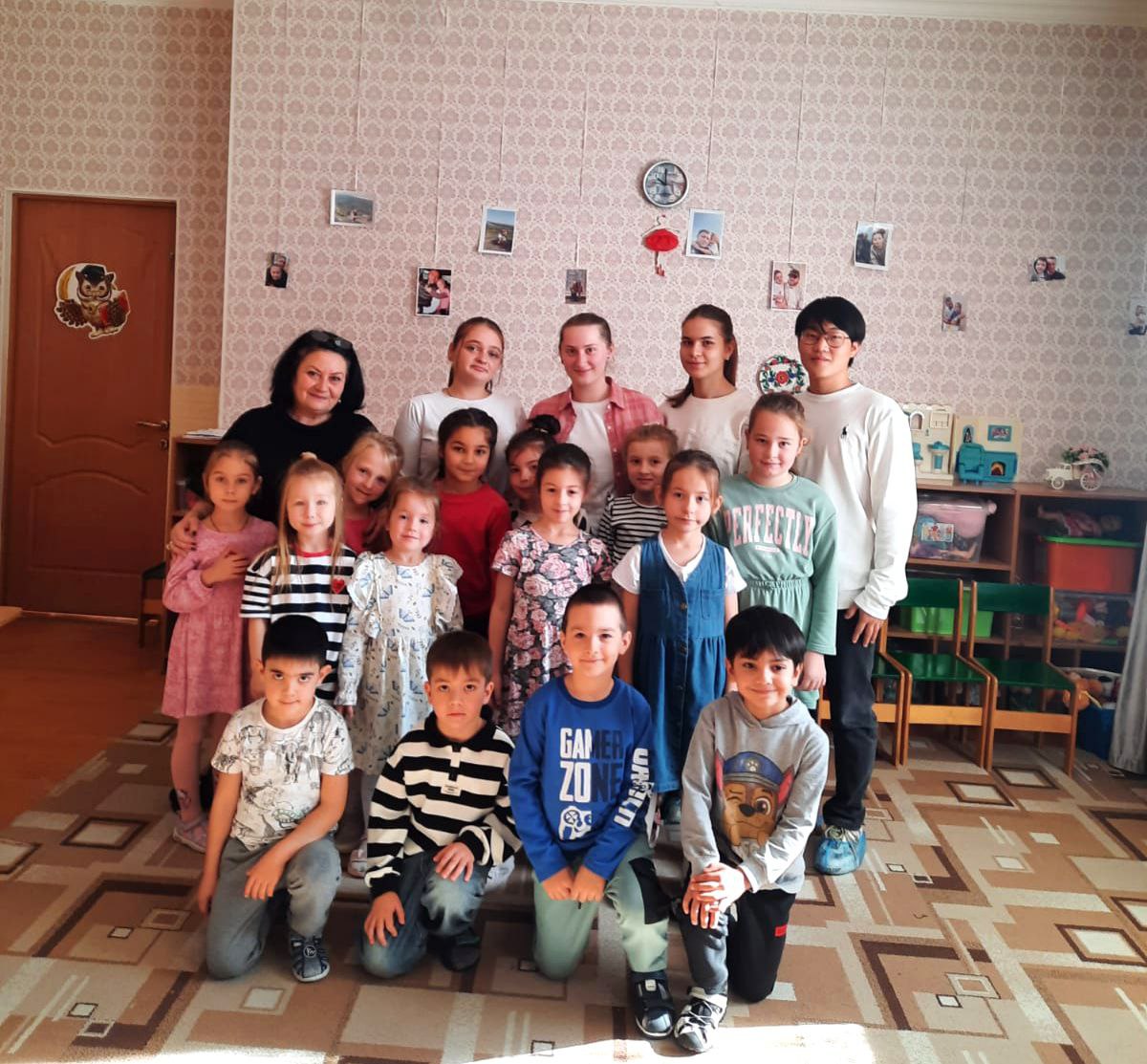 Знакомство студентов педагогического колледжа со своей будущей профессией воспитателя детей