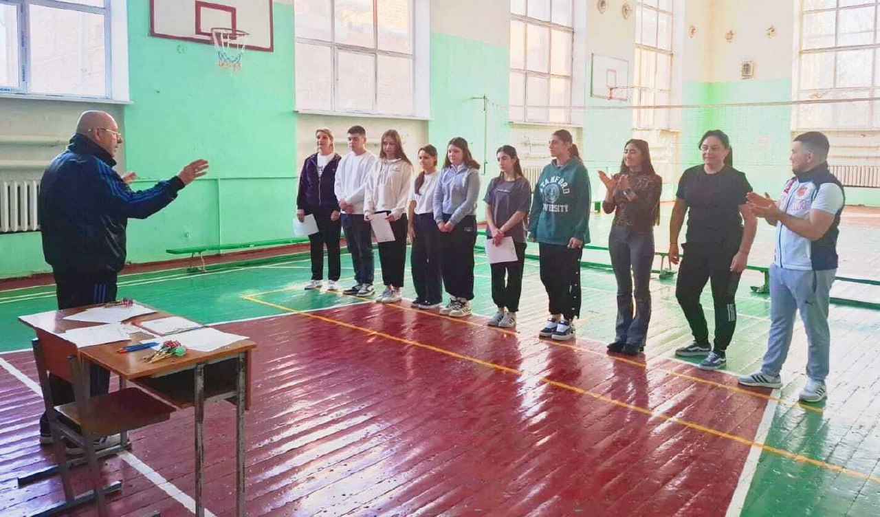 13 февраля прошёл заключительный этап соревнований по дартсу среди студентов и педагогов СОПК, посвящённый Дню защитников Отечества.